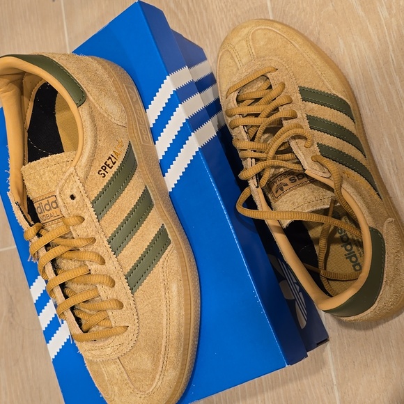 Adidas Handball Spezial Sneakers - Picture 3 of 5